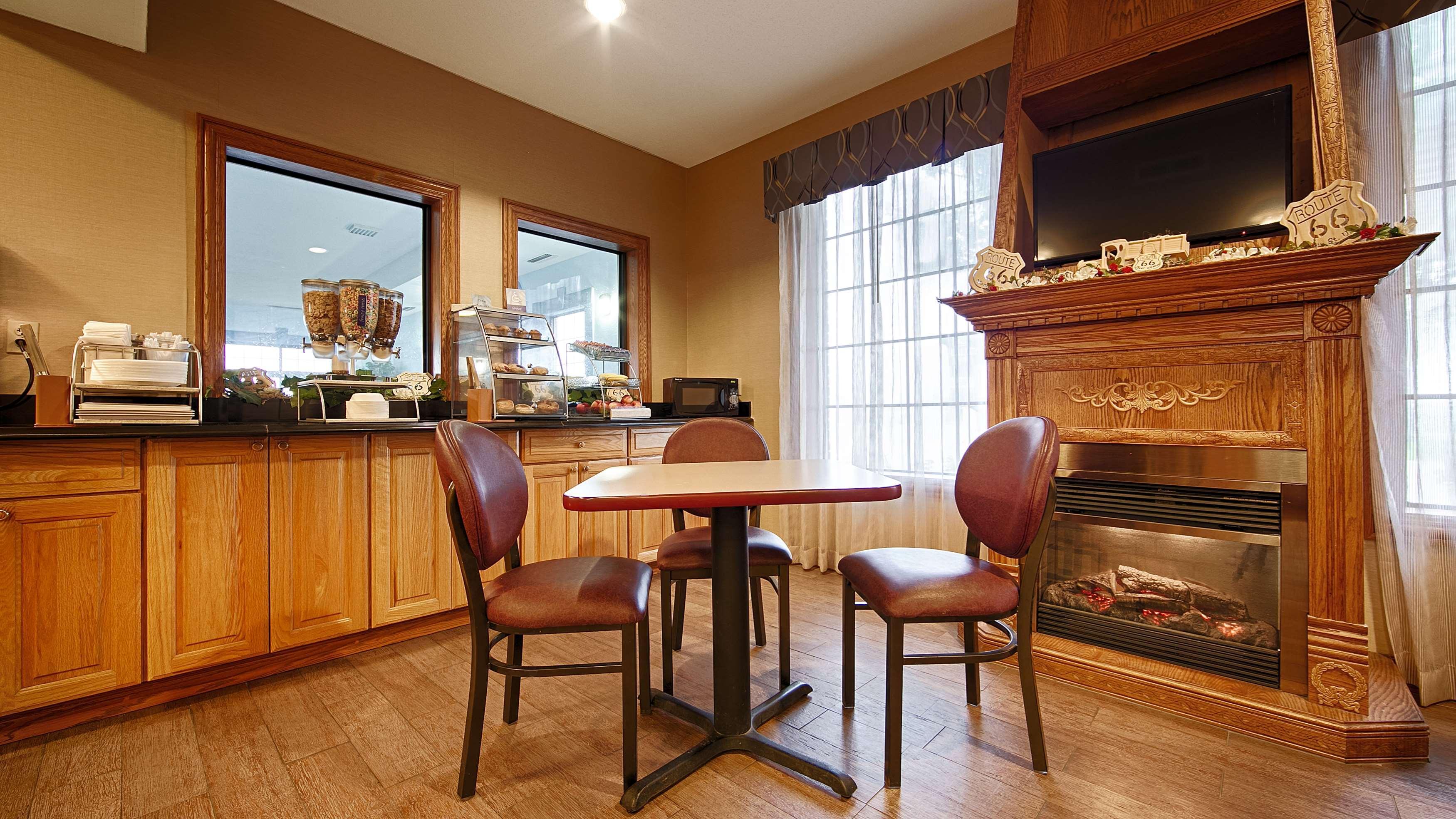 Best Western Pontiac Inn Ngoại thất bức ảnh